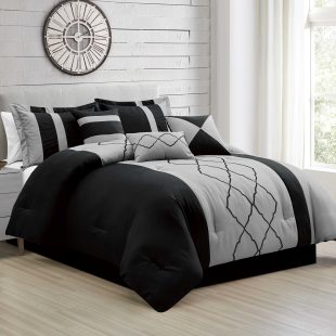 Dolores 7 piece Comforter set