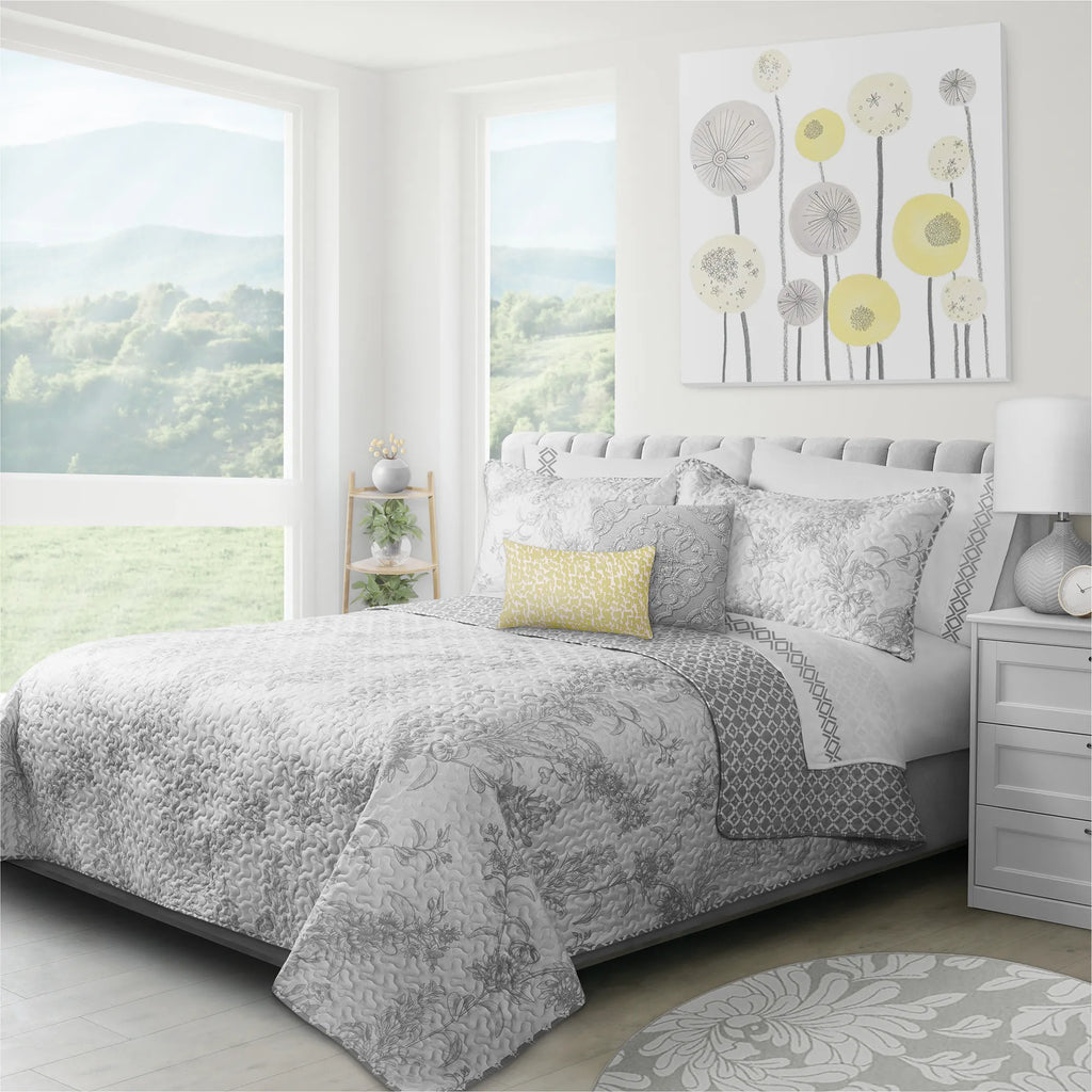 Transitions Grey Quilt set