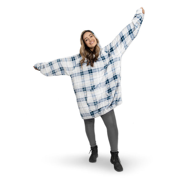 Cozy Hooded Sweater Blanket